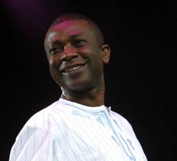 Youssou Ndour "déchargé" de ses fonctions d'ambassadeur auprès de l'Unicef suite à son implication en politique.
