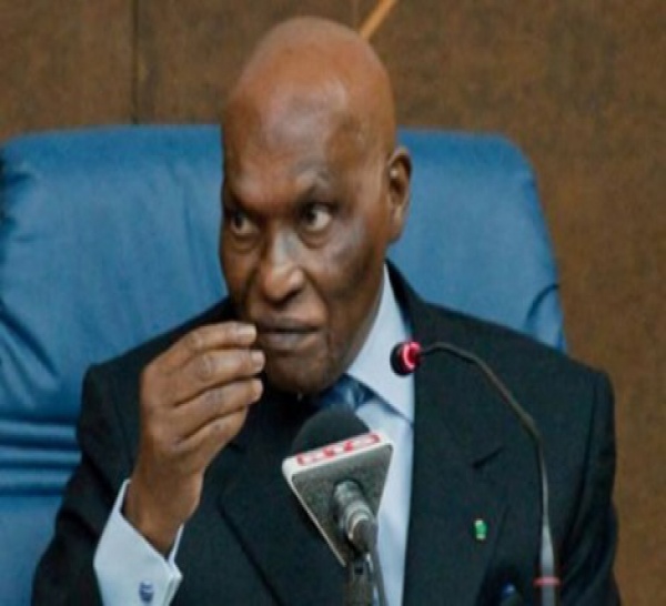 Abdoulaye Wade martèle son appartenance au mouridisme et assume la discrimination au profit de Touba.