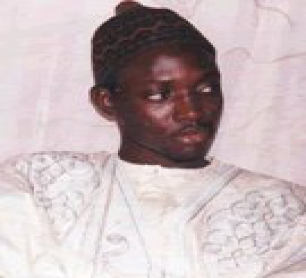 Serigne Modou Bossou Dieng, Président du Collectif des jeunes marabouts  «Wade n’a absolument rien fait et ne fera rien à Touba ».