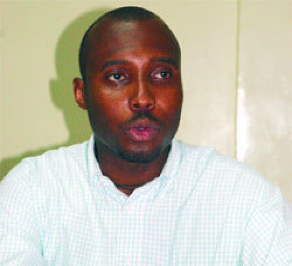 Abdoulaye Bathily apporte un soutien filial à Bathélmy Dias