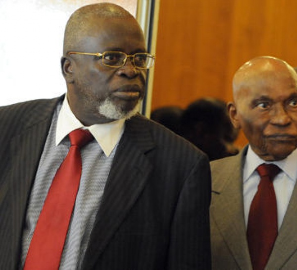 Le président Wade à Bissau pour assister aux obsèques du président Sanha