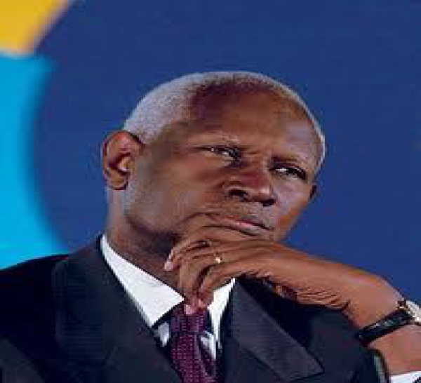 Ces “politiciens “ plus riches que le Président   Abdou Diouf!!!