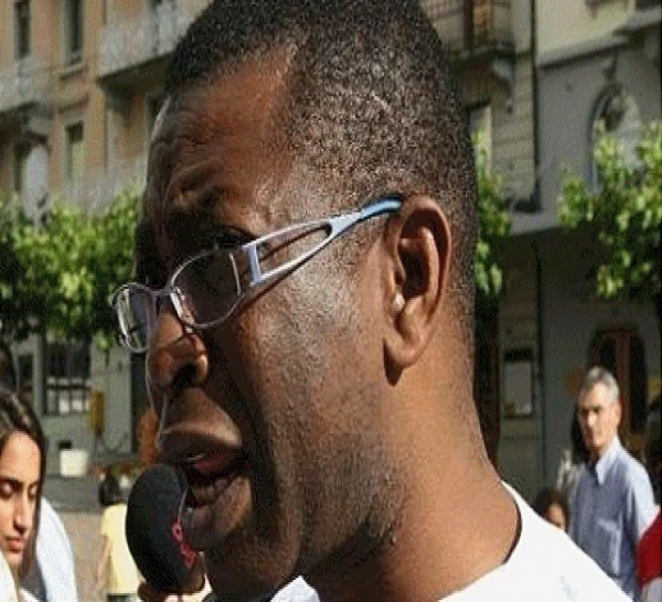 Présidentielle 2012: Youssou Ndour dépose son dossier de candidature au Conseil constitutionnel ce mardi