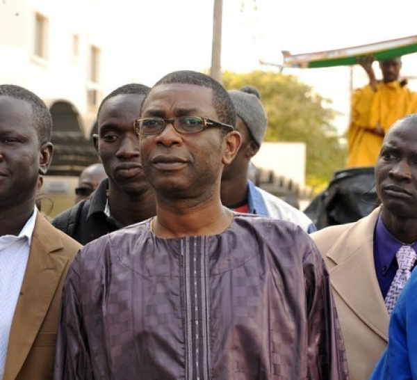  Alioune Ndiaye, directeur de campagne de Youssou Ndour: «Nous voulons montrer à Wade qu’il est minoritaire et disqualifié» 