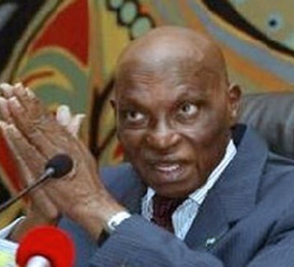 La France prévient Me Wade: «L’armée sénégalaise ne te suivra pas»