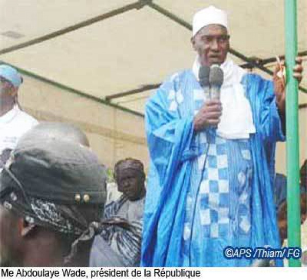 "Je ne ferai pas moins que Abdou Diouf", assure le président Wade