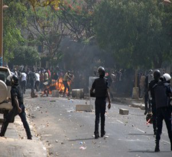 Dernière minute: la marche du M23 de Thiès a été dispersée par la police