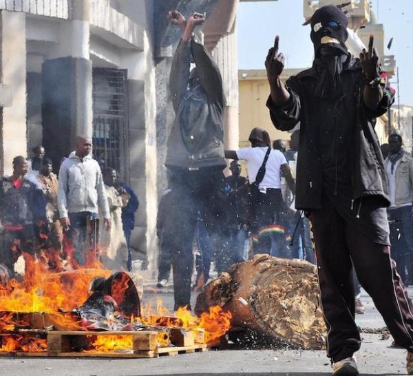 Le Sénégal s'embrase 