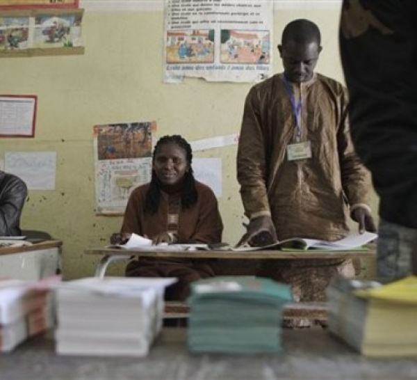 "Pas de bulletin de vote du candidat Wade dans les bureaux de vote!", exige le PS