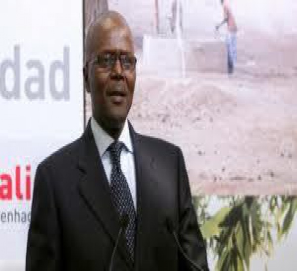 Ousmane Tanor Dieng arrive premier à Nguéniène
