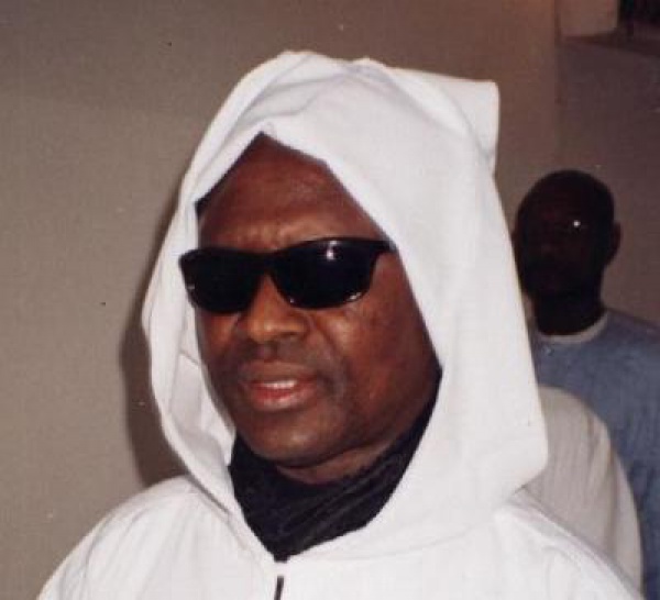 Cheikh Modou Kara Mbacké se prononce sur la situation politique et ses relations avec Abdoulaye Wade et Macky Sall.