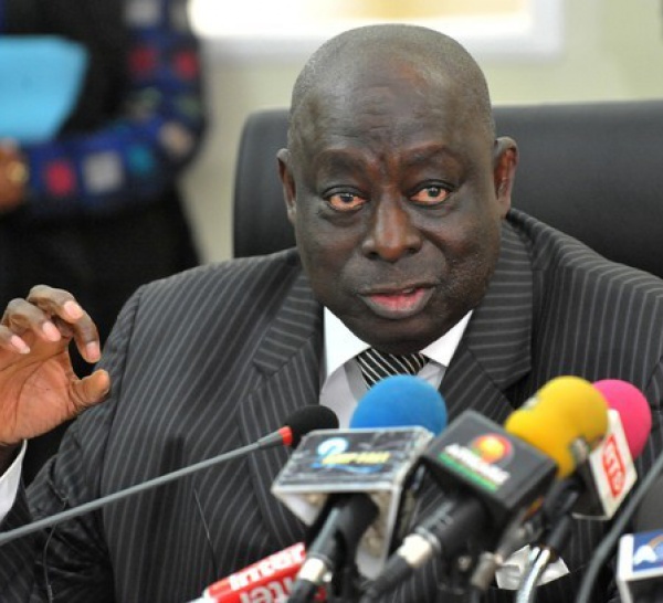 Pour avoir dénoncé un manque de transparence le jour du scrutin, la Mission d'observation électorale de l'Union européenne menacée de retrait de son mandat par Cheikh Guèye.