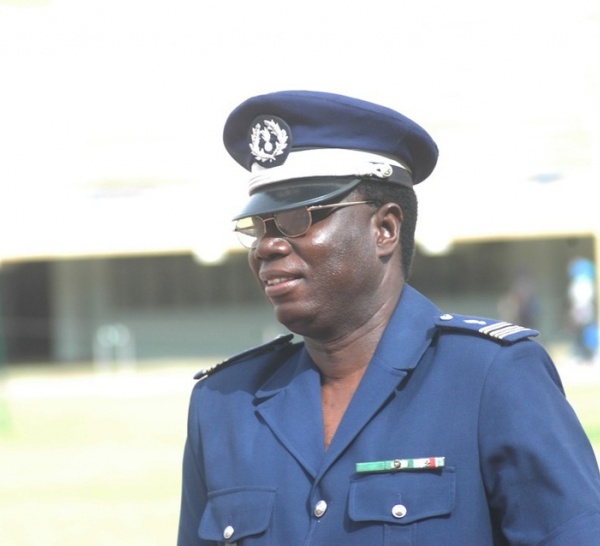 Voici le colonel Mboup, chef de la securité de Macky Sall, de retour à ses côtés