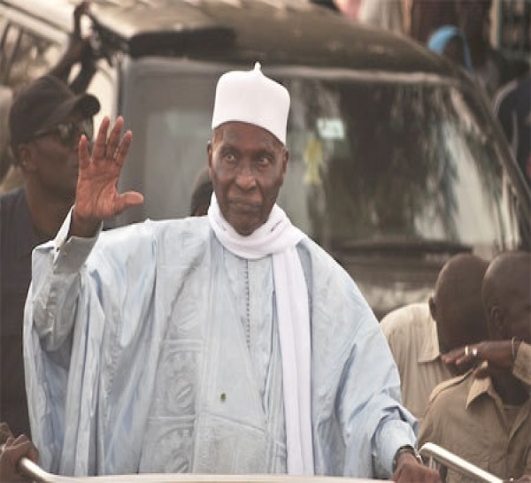 Les jeunes de Benno Bokk Yaakaar promettent à Abdoulaye Wade le poste de Dg de la case des tous petits.