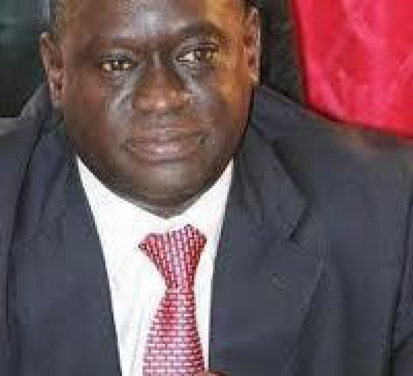 Dernière minute : liberté provisoire pour Me Elhadj Diouf en attendant le 15 mai.