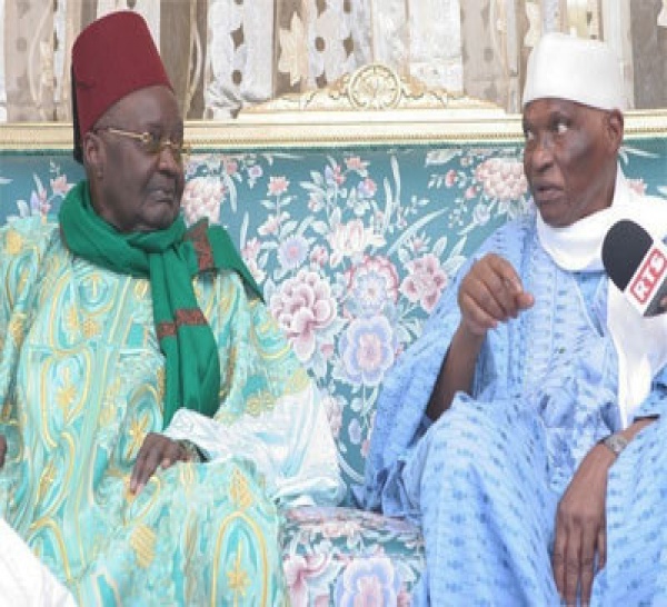 Tivaouane : Abdoulaye Wade remercie Serigne Mansour Sy et sollicite ses prières