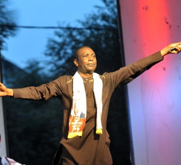 Youssou Ndour: "Je ne suis pas vieux et je suis disponible".