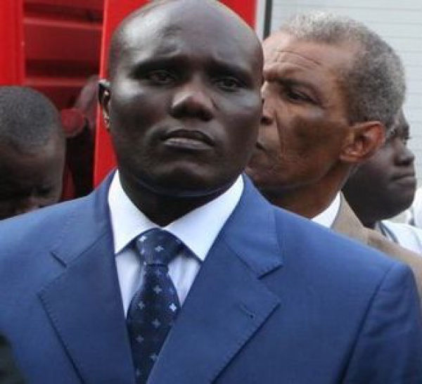 Lamine Faye refuse de payer une facture de 10 millions et met à la porte les agents de la Sde.
