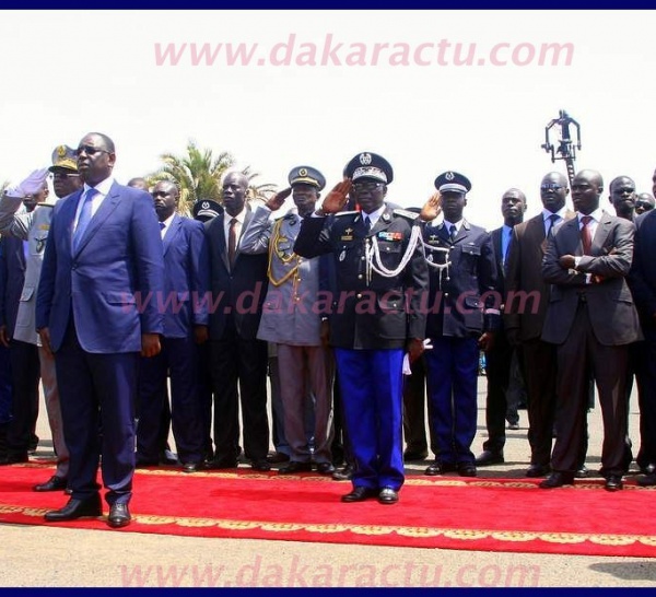 Le président Macky Sall est ressorti du palais.