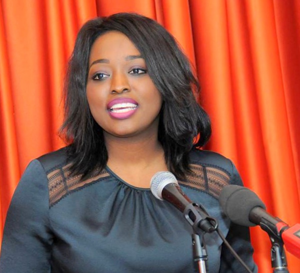 Amy Sarr Fall à la jeunesse : "Il ne faut pas fuir ses réalités, persévérez dans l'exellence et gardez votre identité!"