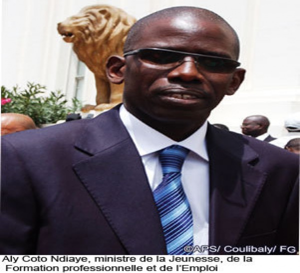 Aly Coto Ndiaye prend fonction cet après-midi.