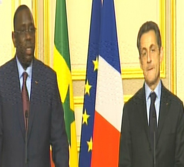 Dernière minute: Nicolas Sarkozy salue la réduction de la durée du mandat présidentiel au Sénégal.