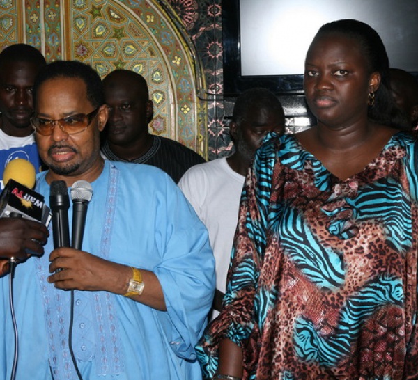Réunion des "y en a marristes" au Relais: Ameth Khalifa Niasse débarque et somme son épouse de quitter la salle.