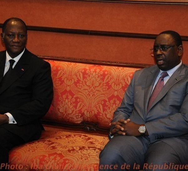 Macky Sall à Abidjan pour son baptême de feu international