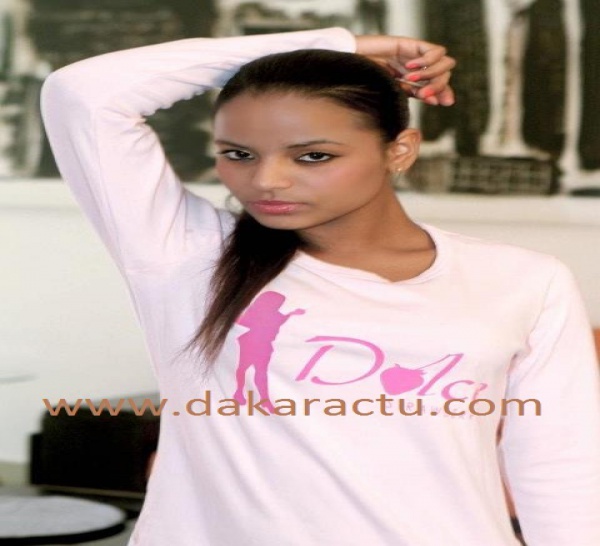 Fabienne Monterio, la nouvelle star de la marque Dolce Strawbery lancée par sa soeur Dolce Monterio