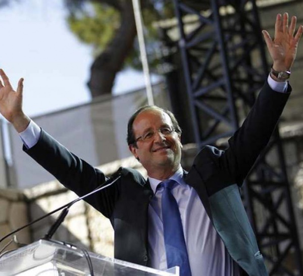 France: Hollande bat Sarkozy et devient le nouveau président