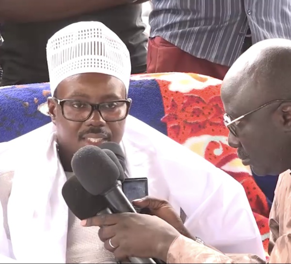 (VIDÉO À MBACKÉ ) Cheikh Bass procède à la pose de la première pierre du complexe islamique et parle de Mame Cheikh Ibrahima Fall.