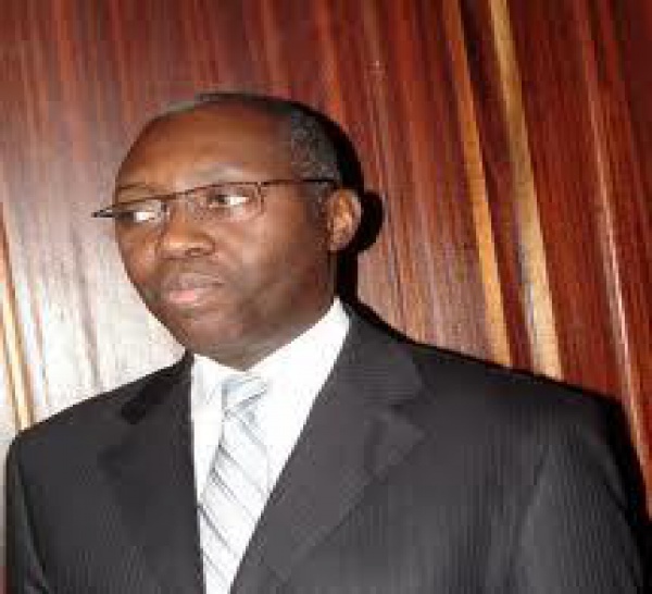 Mamadou Lamine Diallo révèle la disparition de 2500 milliards sous Wade.