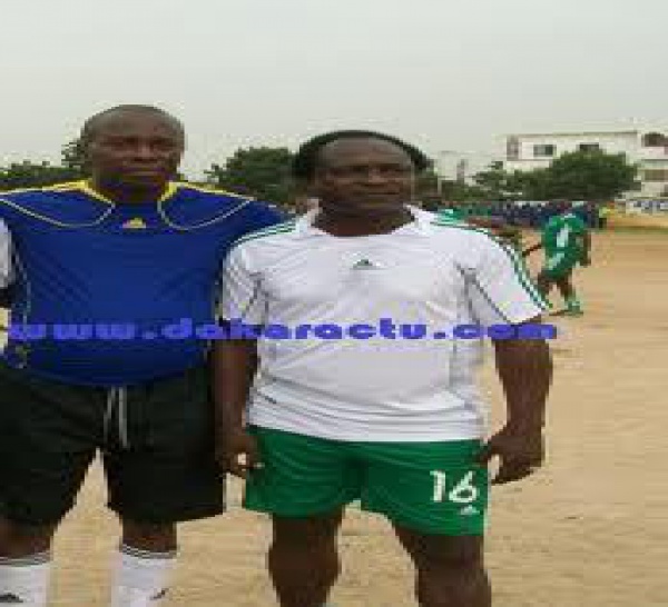 Souleymane Ndéné Ndiaye propose que le stade LSS soit rebaptisé Jules François Bocandé.