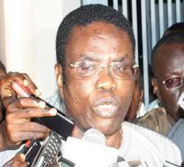 Mbaye Jacques Diop mouille trois de ses ex-collaborateurs.