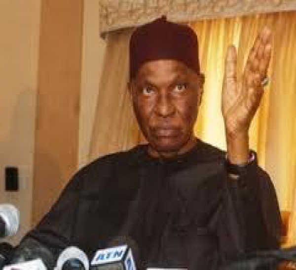 Ce lundi, Abdoulaye Wade convoque les responsables du Parti démocratique sénégalais.