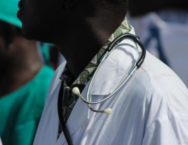 Sénégal / Infirmiers au front contre le Covid19 : Mal payés malgré les risques.