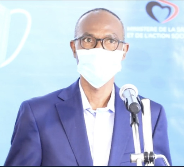 Le Professeur Moussa Seydi sur l’immunité collective : « On risque d'aller vers l’hécatombe si on tente cette expérience »