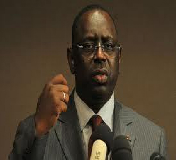 Macky Sall: "Une convocation de l'ambassadeur de la Gambie au Sénégal et s'il n'est pas là à l'heure, il quitte le pays ".