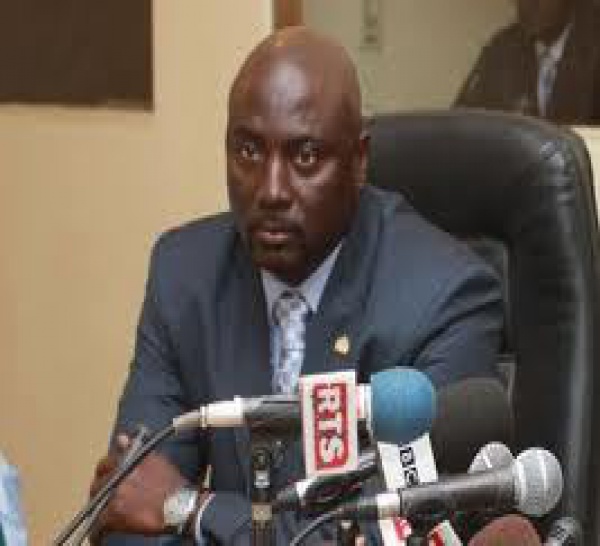 Yahya Jammeh nomme un Sénégalais ambassadeur des Affaires étrangères.
