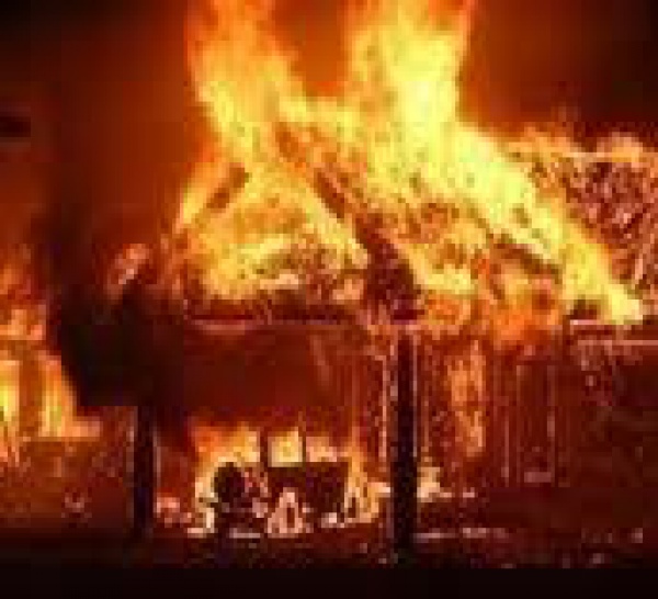 Incendie : Le marché central de Kaolack réduit en cendres.
