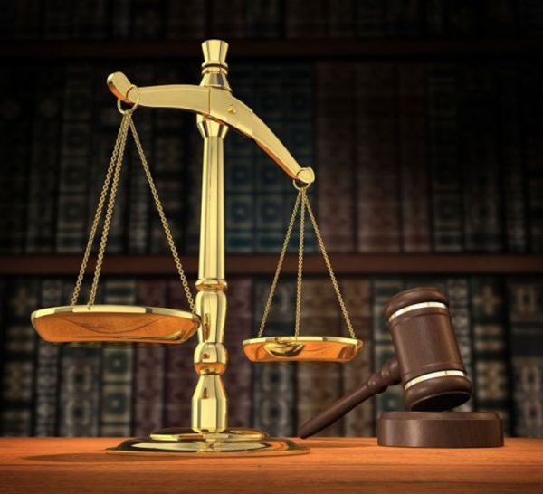 "Les vergetures de Dame Justice" : un livre qui risque de secouer la République.