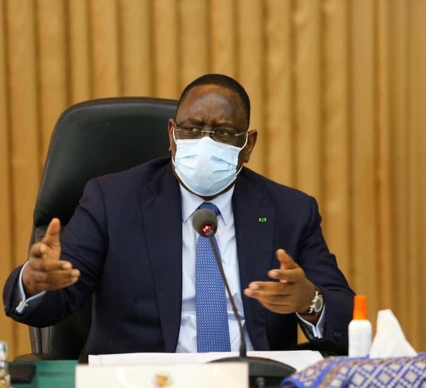 COVID-19 : Le Président Sall placé en quarantaine pour 15 jours.