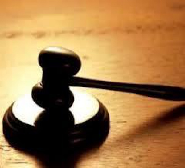 Le Tribunal départemental de Tivaouane sali par son greffier en chef