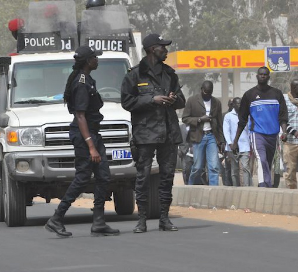 Pour juguler les agressions qui sévissent à Dakar, les forces de police se mobilisent.