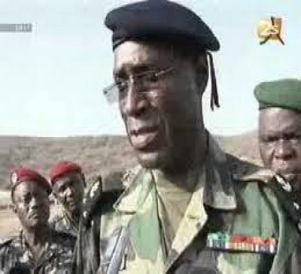 Nomination du nouveau Cemga : le choix de Macky Sall se porte sur Ousmane Ibrahima Sall.