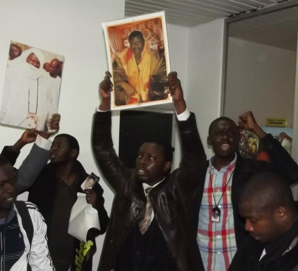 Dernière minute : Le Consulat du Sénégal à Paris envahi par les thiantacounes. (PHOTOS)