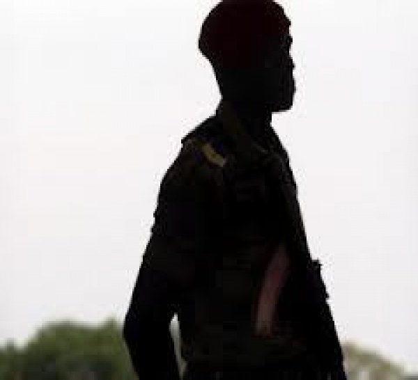 GUINEE-BISSAU : de nombreux tirs échangés dans une caserne de l'Armée de Terre.