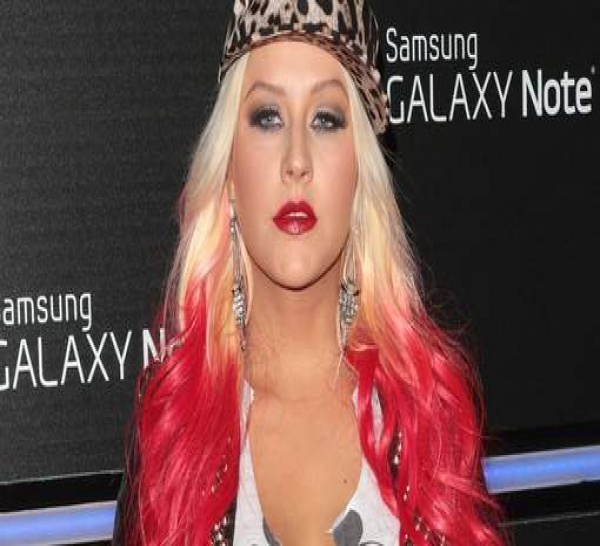 Christina Aguilera repousse les limites du bon goût (PHOTOS)