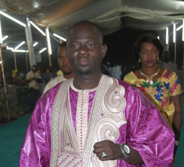 MOHAMED NIANG DÉFÉRÉ / Le chanteur préféré des Thiantacones  poursuivi par une "Fatou-fatou" d'Italie pour abus de confiance.