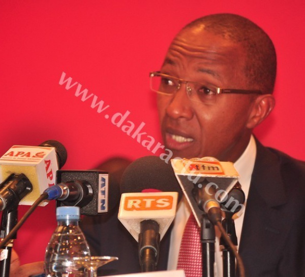 Sur le blanchiment d'argent qu'on l'accuse, Abdoul Mbaye répond : "c'est une diffamation, mais je ne porterais pas plainte !"
